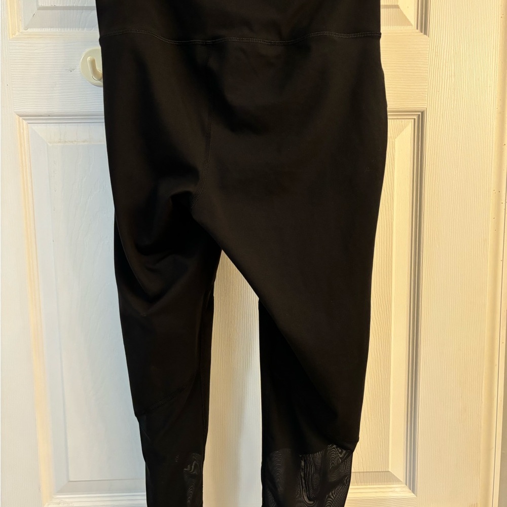Women’s Old Navy active go dry leggings